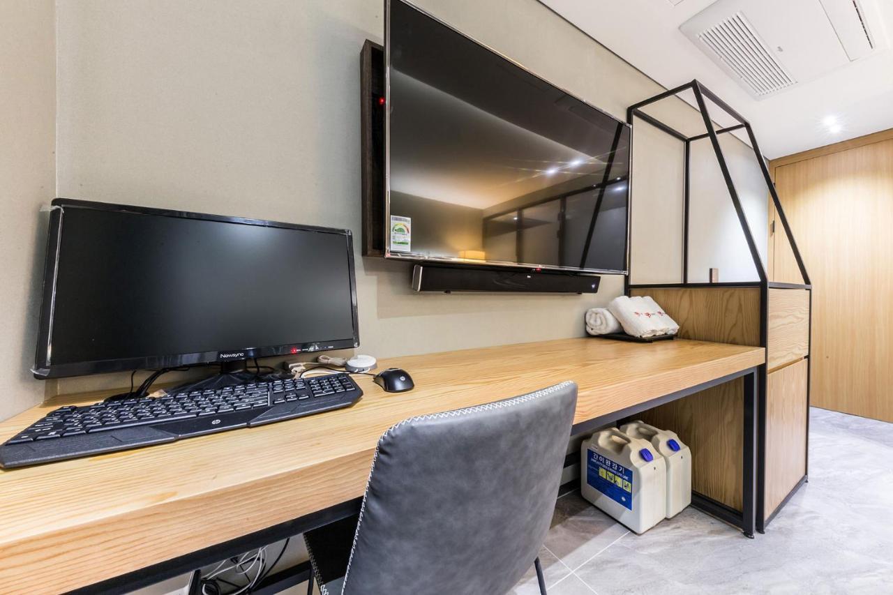The Post Hotel Seoul Bagian luar foto