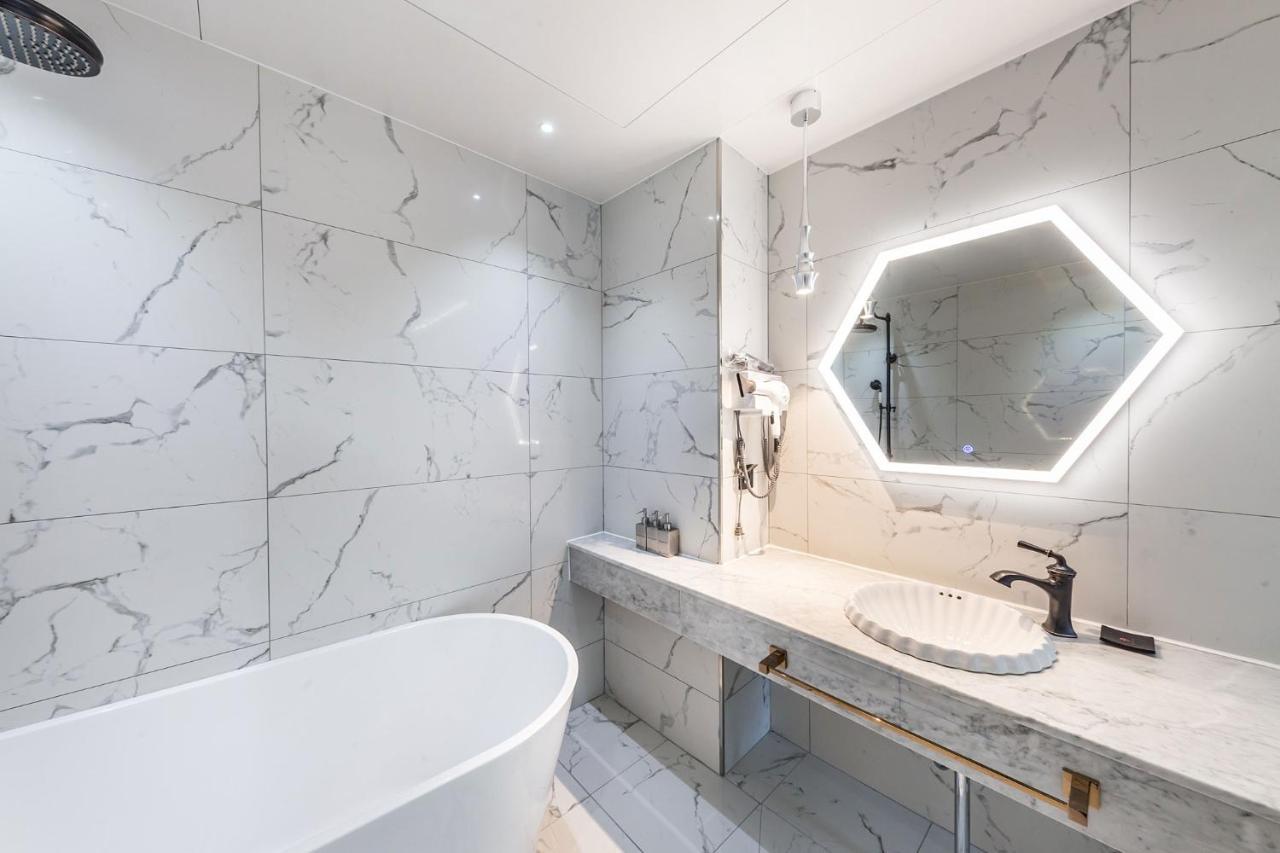 The Post Hotel Seoul Bagian luar foto